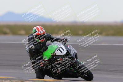 media/Jan-14-2023-SoCal Trackdays (Sat) [[497694156f]]/Turn 11 Inside (950am)/